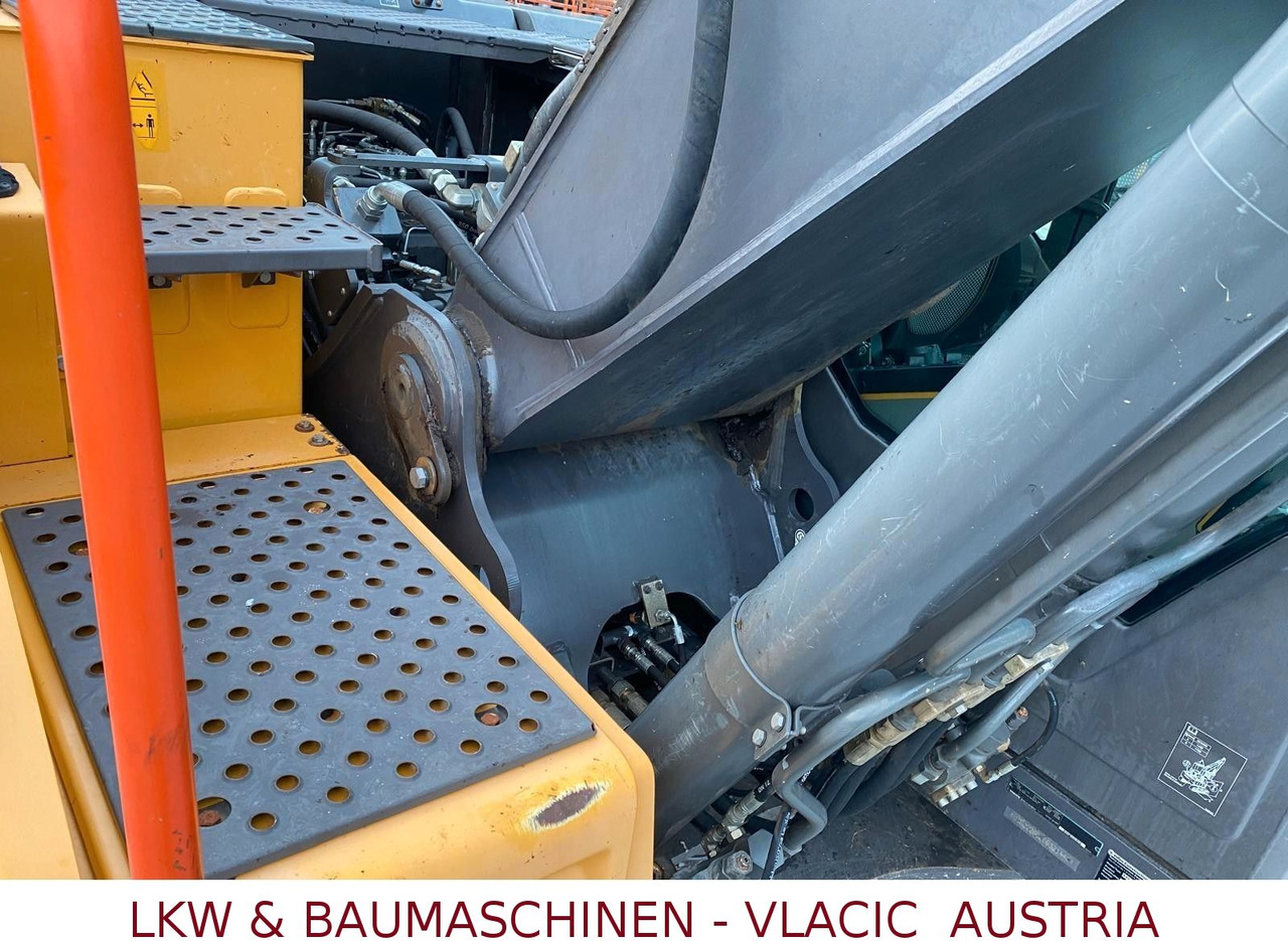 Bager guseničar Volvo EC 220 EL: slika 13 Bager guseničar Volvo EC 220 EL: slika 13