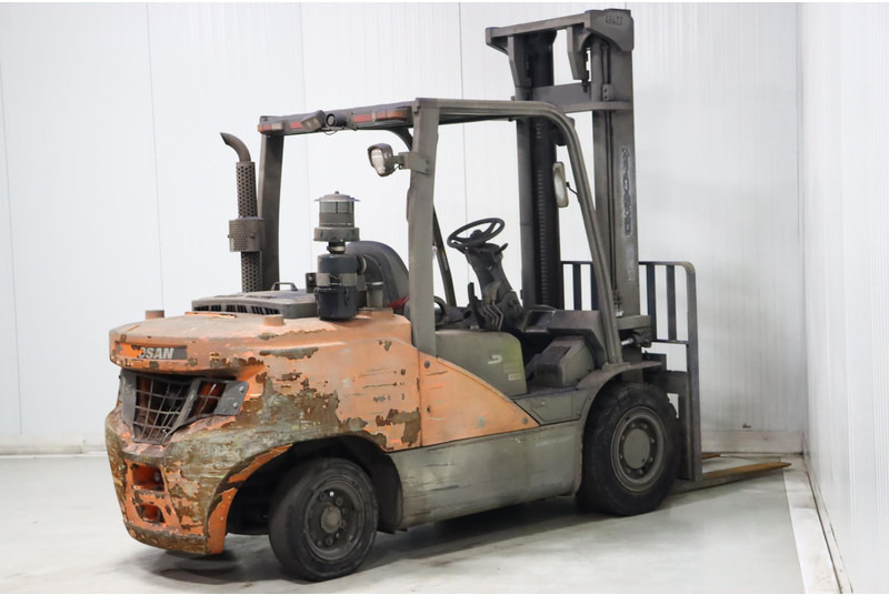 Dizel viljuškar Doosan D50C-7: slika 6