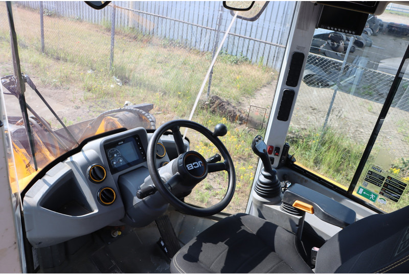 JCB 427 a5 zx - Utovarivač: slika 2 JCB 427 a5 zx - Utovarivač: slika 2