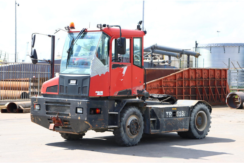 Kalmar TR618iA - Terminalni traktor: slika 3 Kalmar TR618iA - Terminalni traktor: slika 3