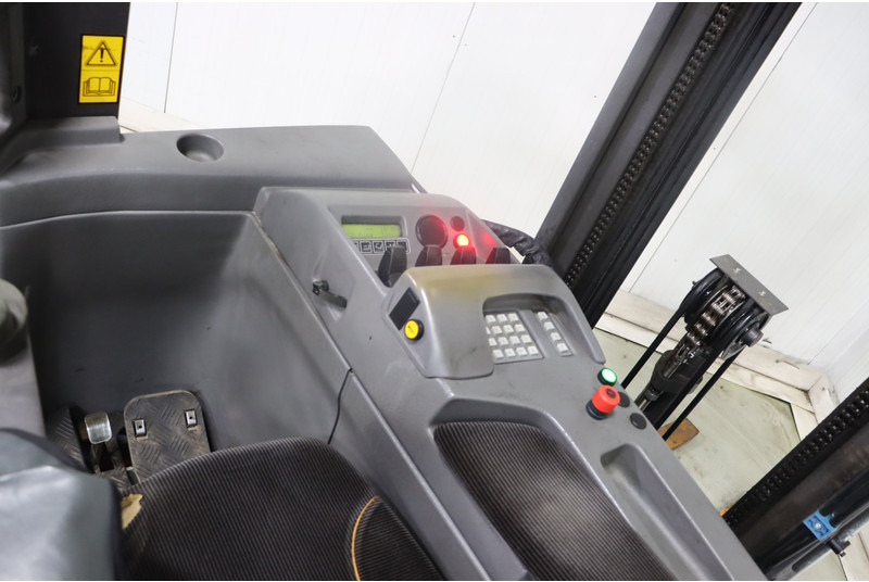 Nissan UNS140DTFVRC540 - Regalni viljuškar: slika 2 Nissan UNS140DTFVRC540 - Regalni viljuškar: slika 2