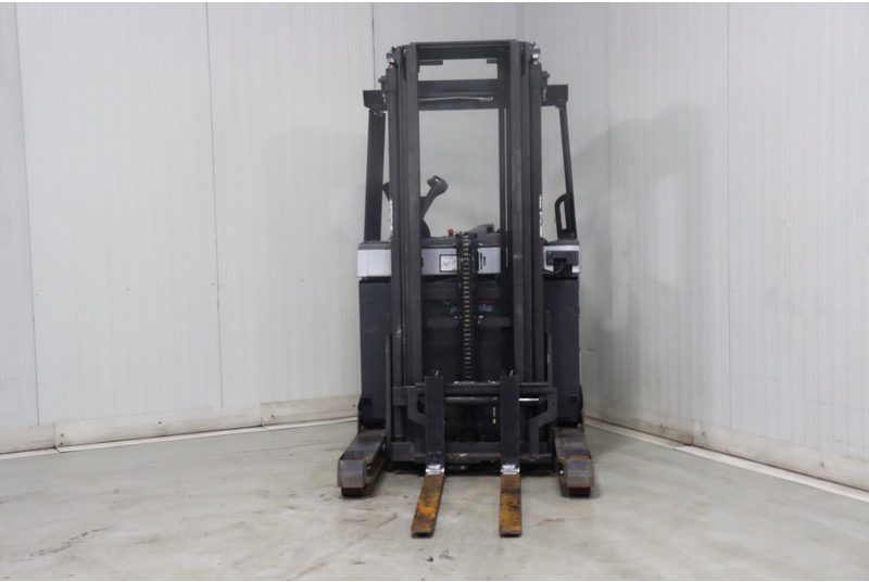 Nissan UNS140DTFVRC540 - Regalni viljuškar: slika 4 Nissan UNS140DTFVRC540 - Regalni viljuškar: slika 4