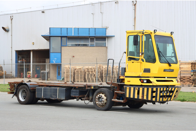 Terberg BC182 - Terminalni traktor: slika 1 Terberg BC182 - Terminalni traktor: slika 1