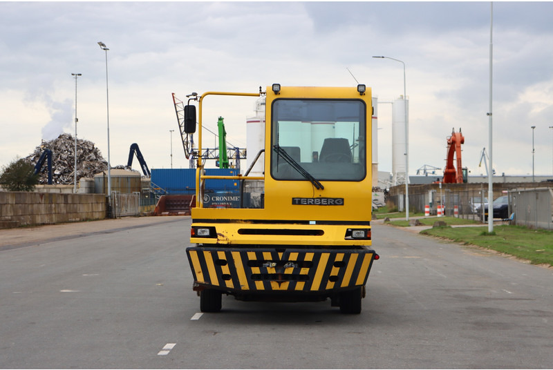 Terberg BC182 - Terminalni traktor: slika 3 Terberg BC182 - Terminalni traktor: slika 3