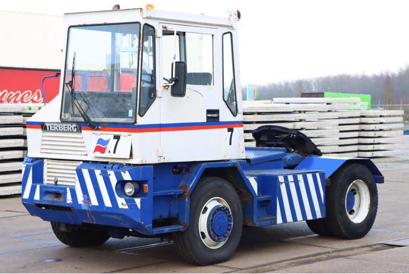 Terberg TRT89 - Terminalni traktor: slika 3 Terberg TRT89 - Terminalni traktor: slika 3