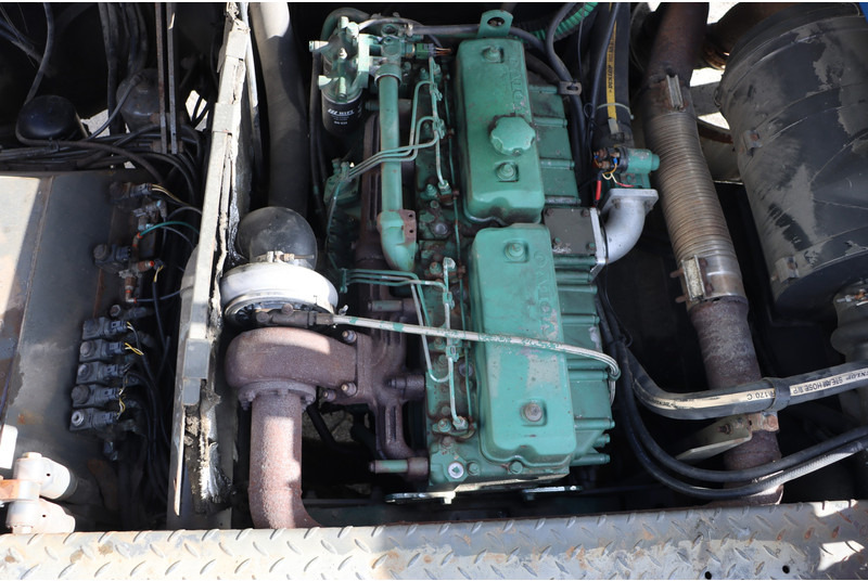 Terminalni traktor Terberg TT220: slika 8 Terminalni traktor Terberg TT220: slika 8