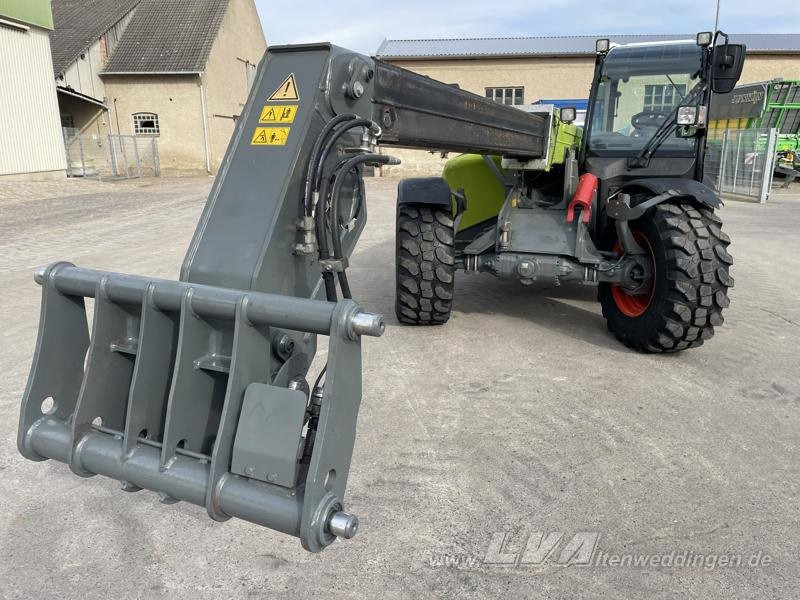Teleskopski upravljač CLAAS 736: slika 1