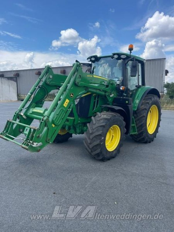 John Deere 6120M - Traktor: slika 2 John Deere 6120M - Traktor: slika 2