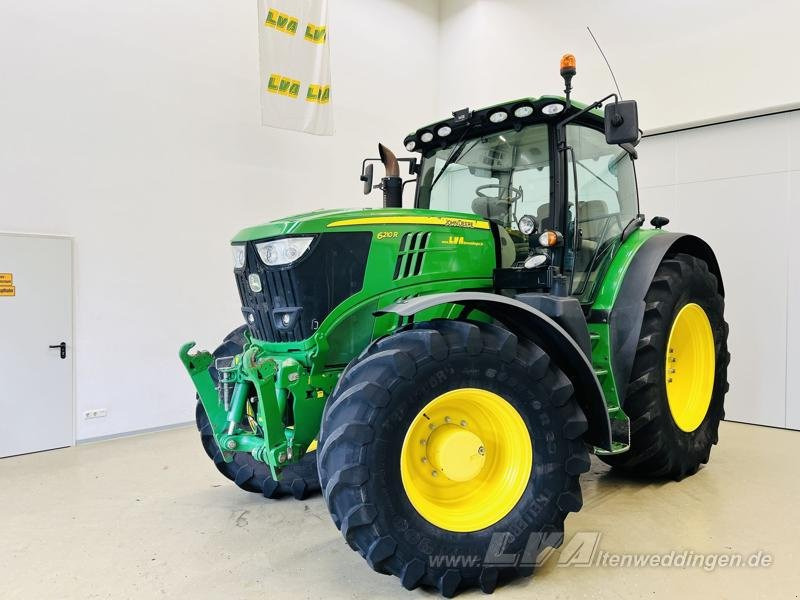 John Deere 6210R - Traktor: slika 1 John Deere 6210R - Traktor: slika 1