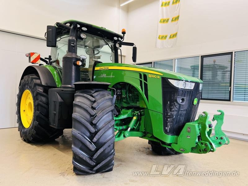 John Deere 8320R ULTIMATE - Traktor: slika 2 John Deere 8320R ULTIMATE - Traktor: slika 2