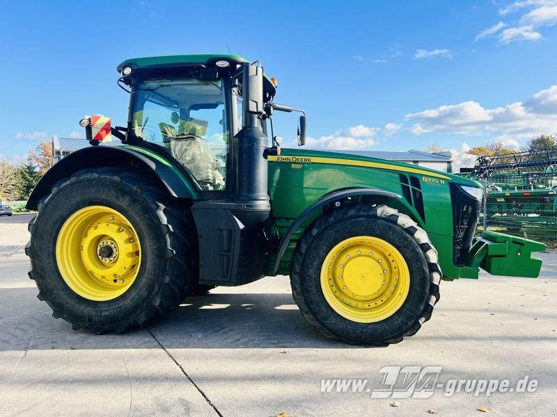 John Deere 8370R E23 PowerShift - Traktor: slika 4 John Deere 8370R E23 PowerShift - Traktor: slika 4