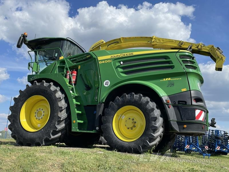 John Deere 8400 - Kombajn za stočnu hranu: slika 2 John Deere 8400 - Kombajn za stočnu hranu: slika 2