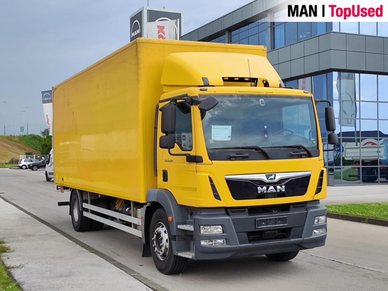 MAN TGM 18.290 4X2 BL - Kamion sa zatvorenim sandukom: slika 1 MAN TGM 18.290 4X2 BL - Kamion sa zatvorenim sandukom: slika 1