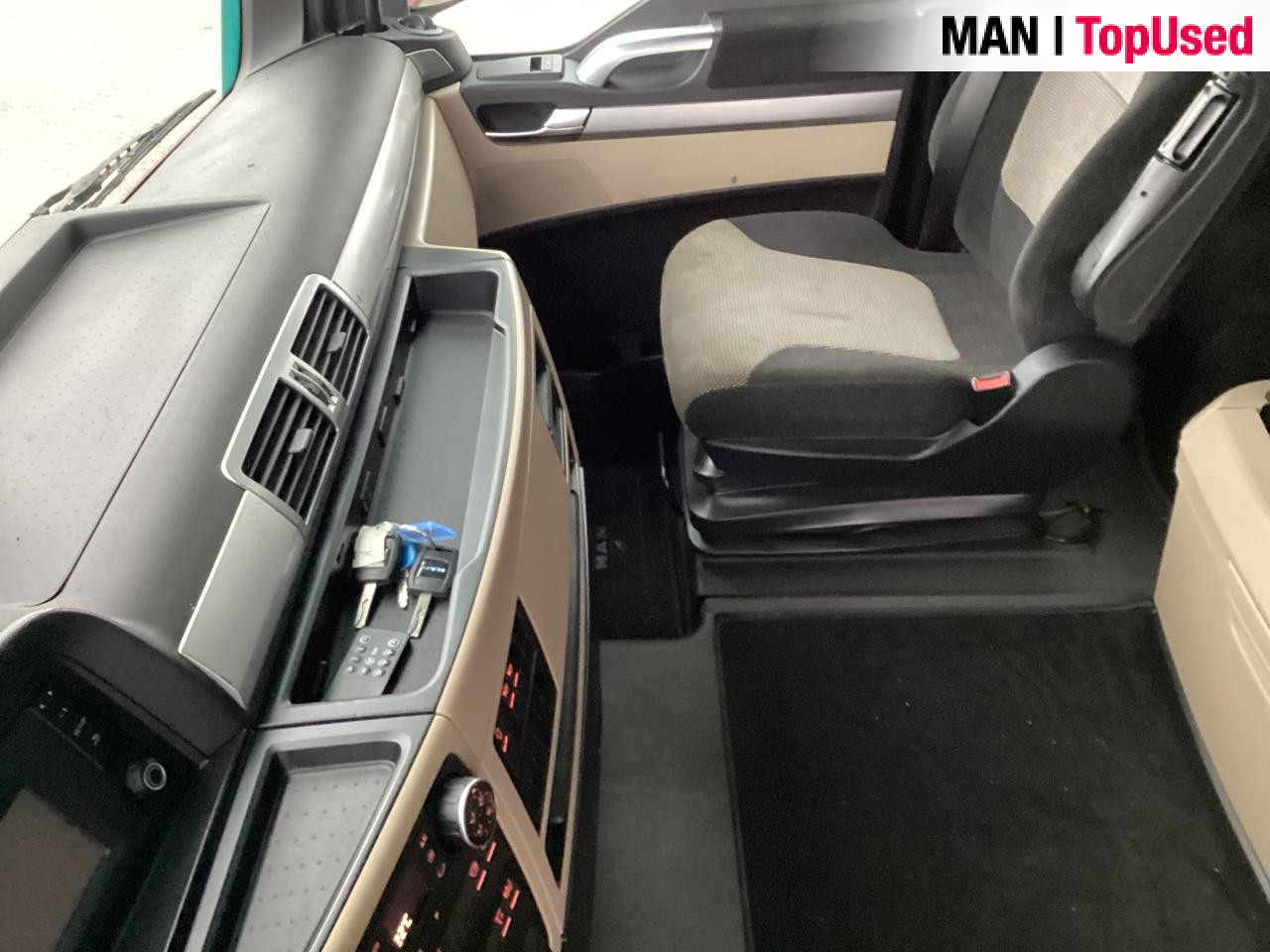MAN TGX 18.500 4X2 LLS-U - Tegljač: slika 4 MAN TGX 18.500 4X2 LLS-U - Tegljač: slika 4