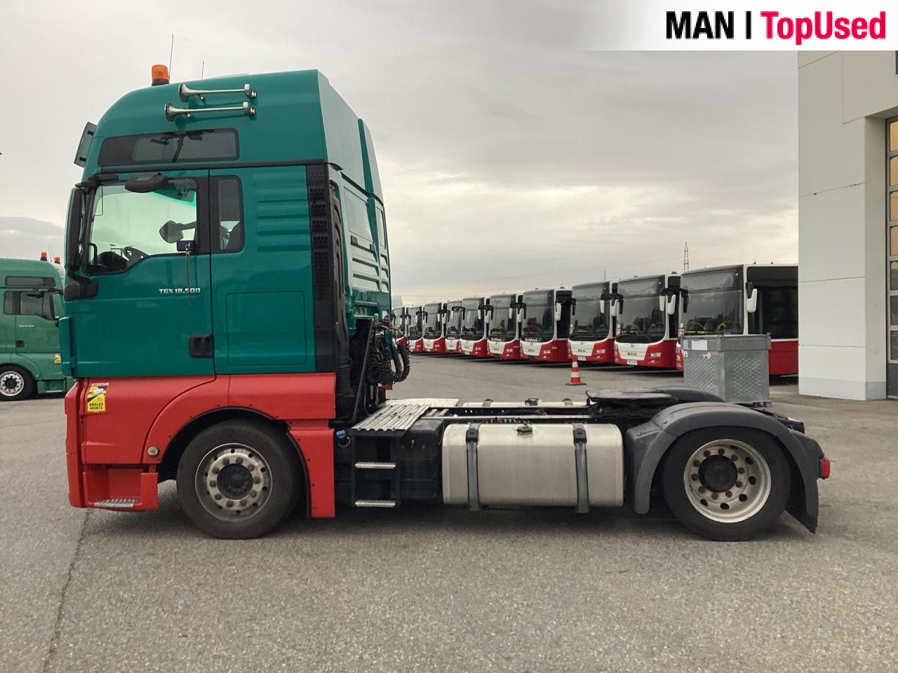 MAN TGX 18.500 4X2 LLS-U - Tegljač: slika 2 MAN TGX 18.500 4X2 LLS-U - Tegljač: slika 2