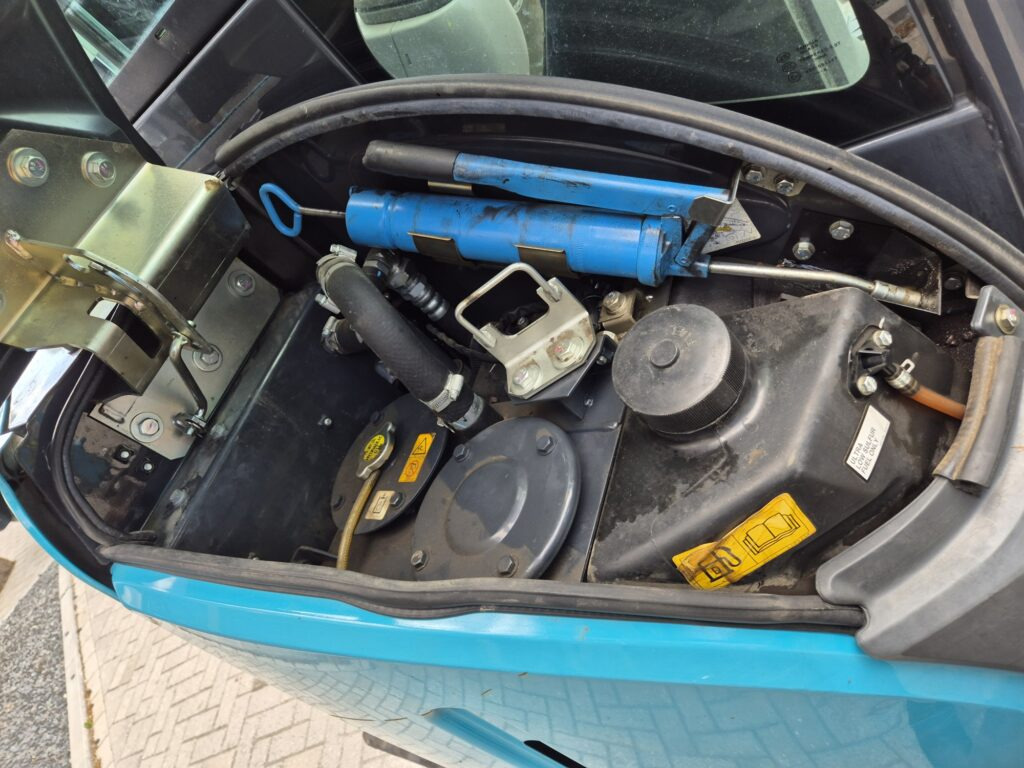 AIRMANN AX33U mididigger - Mini bager: slika 4 AIRMANN AX33U mididigger - Mini bager: slika 4