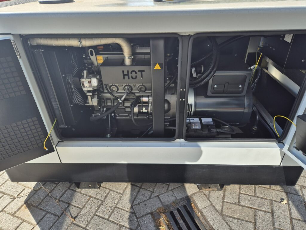 BRINKMAN & NIEMEIJER diesel generator - Set generatora: slika 5 BRINKMAN & NIEMEIJER diesel generator - Set generatora: slika 5