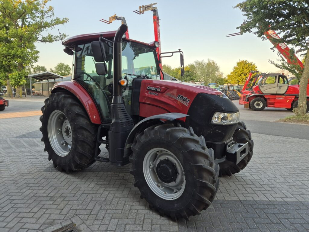 CASE FARMALL 100X - Traktor: slika 4 CASE FARMALL 100X - Traktor: slika 4