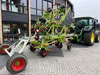 CLAAS VOLTO 1300T tedder - Prevrtač/ Grabuljač: slika 2 CLAAS VOLTO 1300T tedder - Prevrtač/ Grabuljač: slika 2