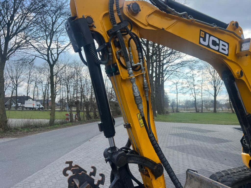 JCB 48Z-I T3 mididigger - Mini bager: slika 5 JCB 48Z-I T3 mididigger - Mini bager: slika 5