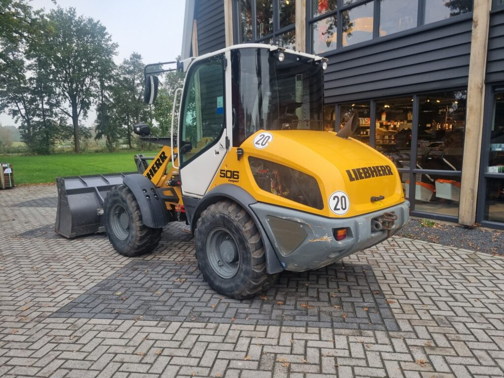 LIEBHERR L506C - Utovarivač točkaš: slika 3 LIEBHERR L506C - Utovarivač točkaš: slika 3