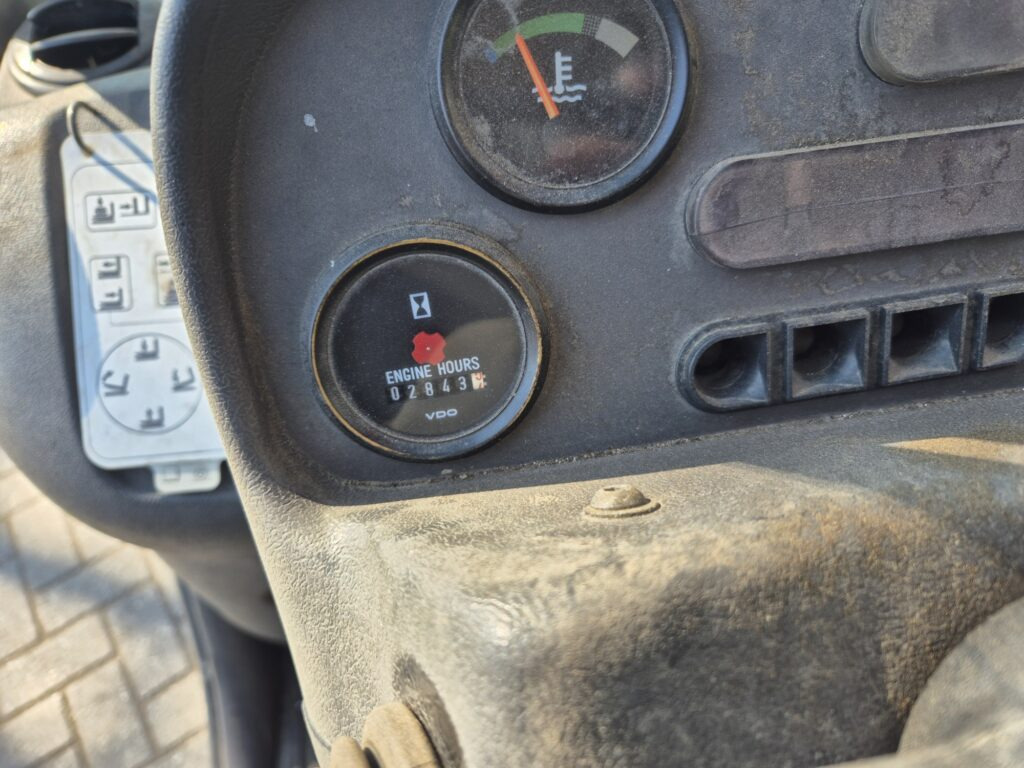 Teleskopski upravljač MANITOU MT 523: slika 6