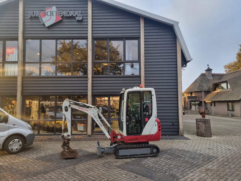TAKEUCHI TB216 minidigger - Mini bager: slika 1 TAKEUCHI TB216 minidigger - Mini bager: slika 1