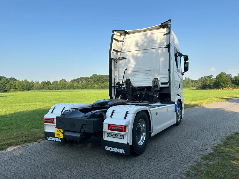 Scania S500 NGS | 4x2 NB | 4 BALOON SUSP. | PARK-COOLER | RETARDER | FULL-AIR | PTO PREP. | ACC | - Tegljač: slika 4 Scania S500 NGS | 4x2 NB | 4 BALOON SUSP. | PARK-COOLER | RETARDER | FULL-AIR | PTO PREP. | ACC | - Tegljač: slika 4