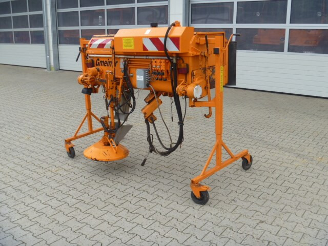 Unimog Salzstreuer Gmeiner DK WA 24V - Rasipač peska/ Soli: slika 2 Unimog Salzstreuer Gmeiner DK WA 24V - Rasipač peska/ Soli: slika 2