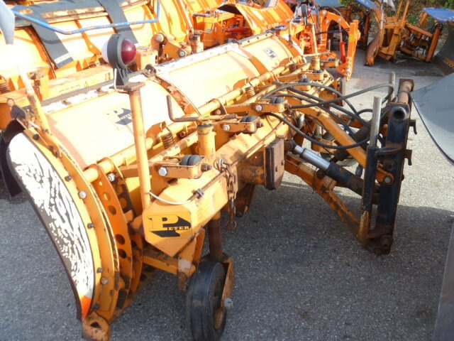Unimog Schneepflug - Schneeschild Pietsch EK325 - Raonik za sneg: slika 4 Unimog Schneepflug - Schneeschild Pietsch EK325 - Raonik za sneg: slika 4