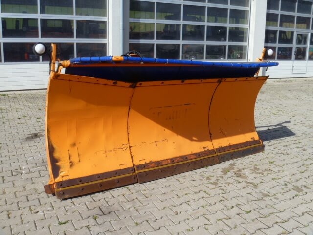 Unimog Schneepflug - Schneeschild Schmidt M30.3 - Raonik za sneg: slika 1 Unimog Schneepflug - Schneeschild Schmidt M30.3 - Raonik za sneg: slika 1