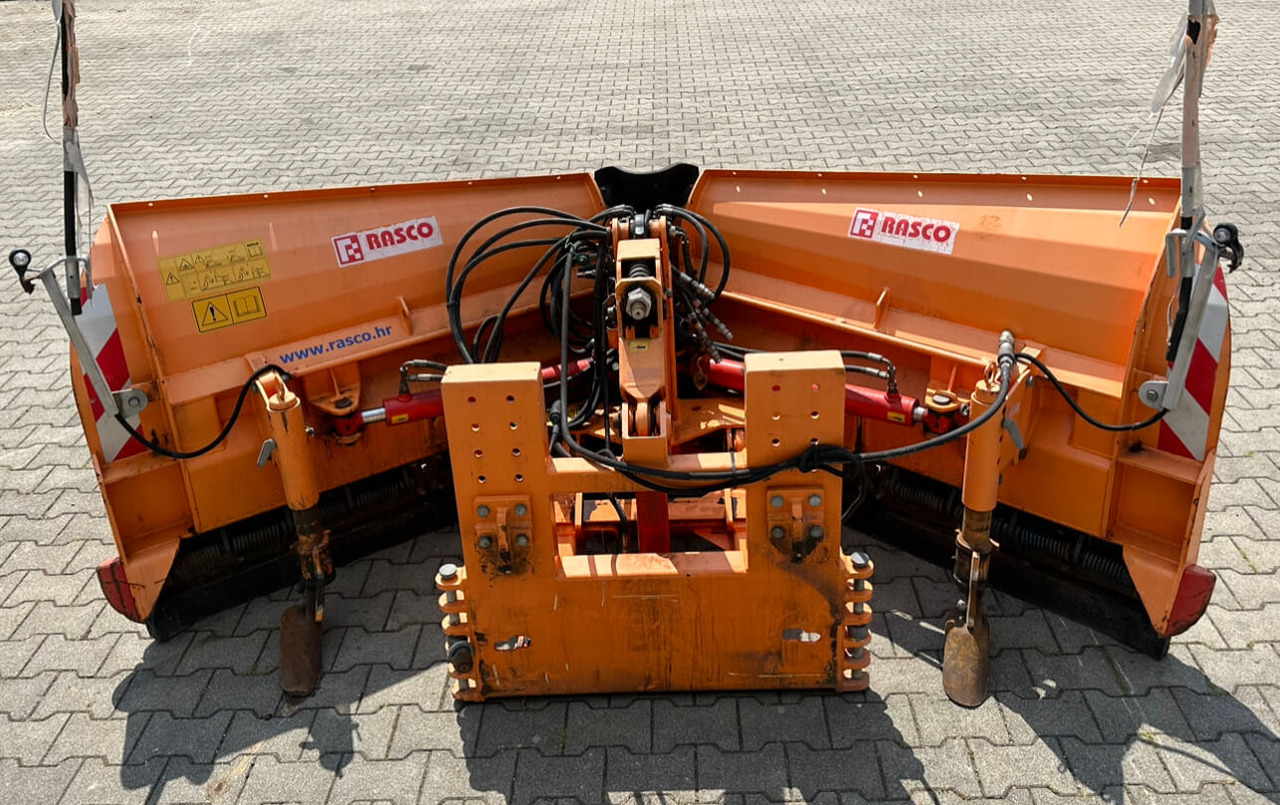 Unimog Schneepflug - Vario Rasco VERTUS 3.2 GB2X3 - Raonik za sneg: slika 5 Unimog Schneepflug - Vario Rasco VERTUS 3.2 GB2X3 - Raonik za sneg: slika 5