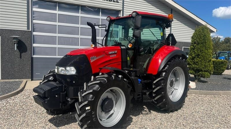 Case IH Farmall 90A Kun 131 timer - Traktor: slika 2 Case IH Farmall 90A Kun 131 timer - Traktor: slika 2