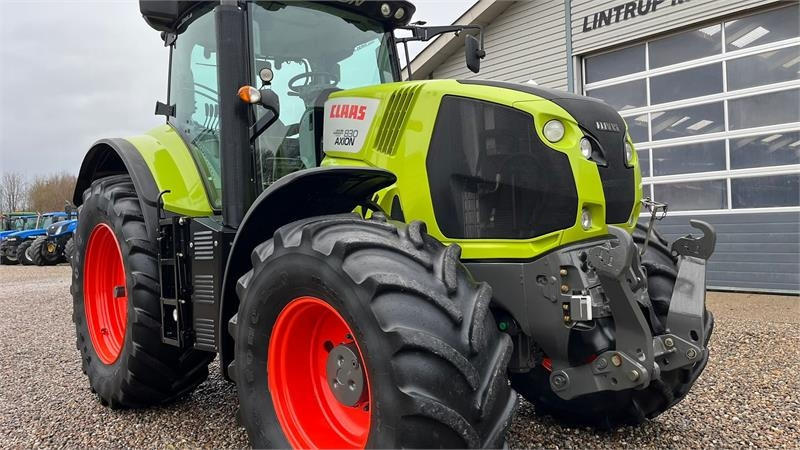 Claas Axion 830 Med frontlift. Velholdt traktor. - Traktor: slika 2 Claas Axion 830 Med frontlift. Velholdt traktor. - Traktor: slika 2