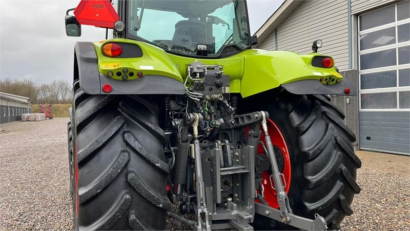 Claas Axion 830 Med frontlift. Velholdt traktor. - Traktor: slika 3 Claas Axion 830 Med frontlift. Velholdt traktor. - Traktor: slika 3