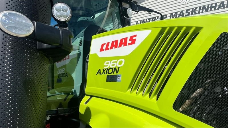 Traktor Claas Axion 960 Med GPS anlæg og stor dæk montering. Dan: slika 12