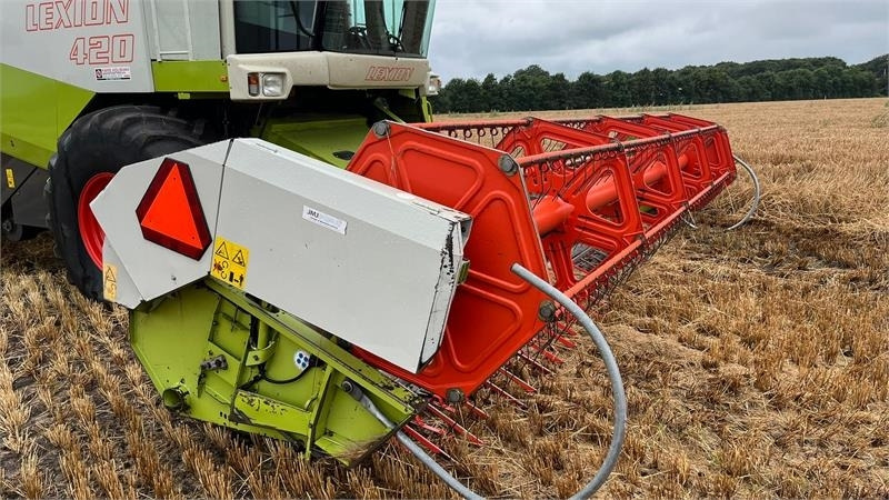 Claas LEXION 420 Velholdt maskine med kun 1900timer og 6 - Kombinovani kombajn: slika 2 Claas LEXION 420 Velholdt maskine med kun 1900timer og 6 - Kombinovani kombajn: slika 2