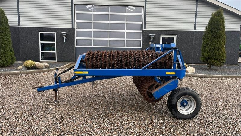 Dal-Bo Minimax 630 Med Crosskrill-ringe - Valjak za poljoprivredu: slika 1 Dal-Bo Minimax 630 Med Crosskrill-ringe - Valjak za poljoprivredu: slika 1