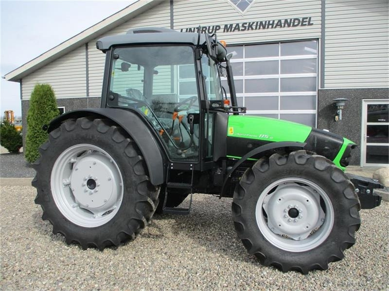 Deutz-fahr Agrofarm 115G New and Unused tractor with 30F+30R - Traktor: slika 2 Deutz-fahr Agrofarm 115G New and Unused tractor with 30F+30R - Traktor: slika 2