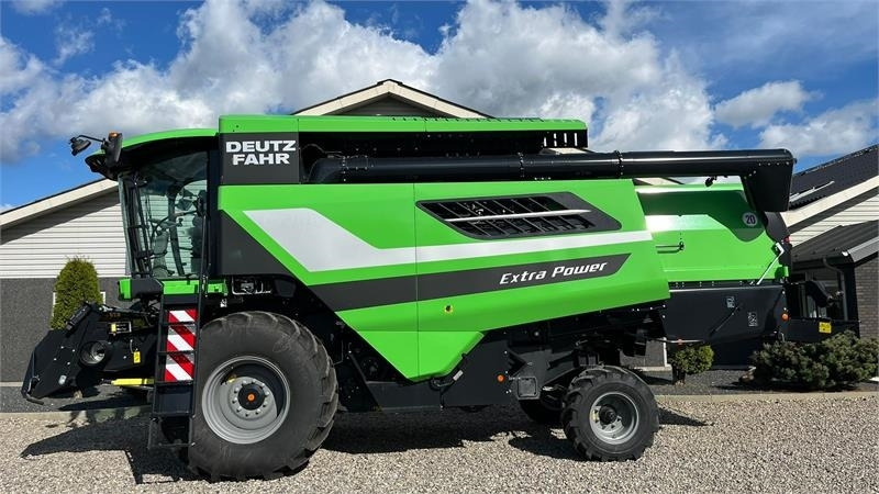 Deutz-fahr C 7206 With 24feed - 7.2m header. New and unused C - Kombinovani kombajn: slika 1 Deutz-fahr C 7206 With 24feed - 7.2m header. New and unused C - Kombinovani kombajn: slika 1