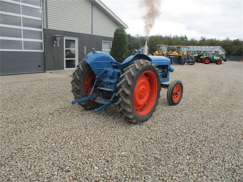 Fordson Major Diesel traktor  - Traktor: slika 4 Fordson Major Diesel traktor  - Traktor: slika 4