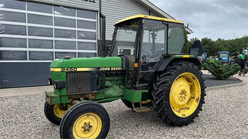 John Deere 2450 Med servostyring - Traktor: slika 5 John Deere 2450 Med servostyring - Traktor: slika 5