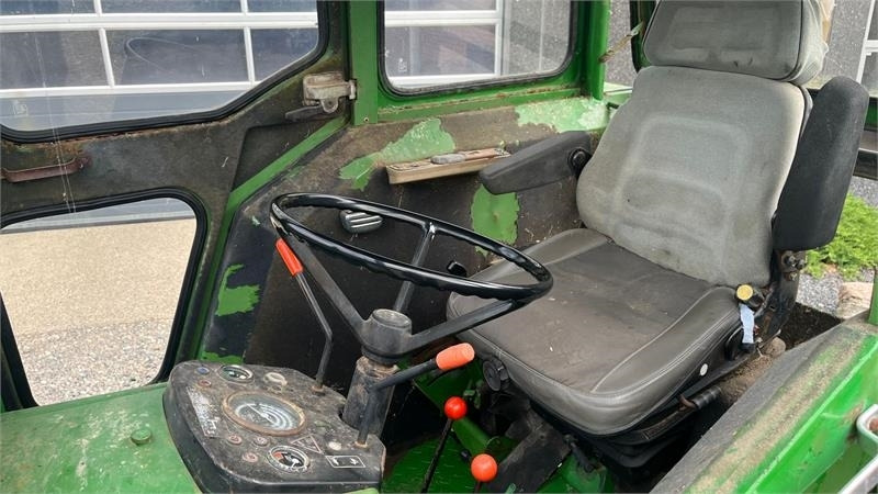 John Deere 3130 - Traktor: slika 5 John Deere 3130 - Traktor: slika 5