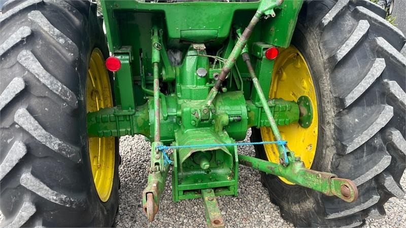 John Deere 3130 - Traktor: slika 4 John Deere 3130 - Traktor: slika 4
