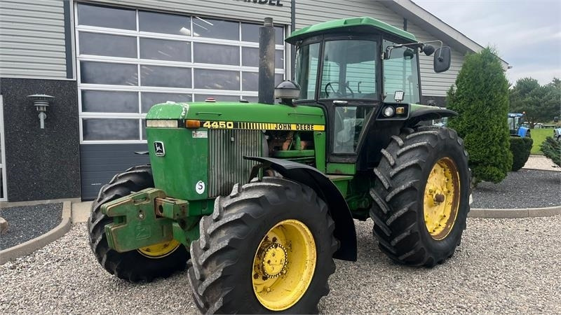 John Deere 4450 med 7,6L motor - Traktor: slika 2 John Deere 4450 med 7,6L motor - Traktor: slika 2