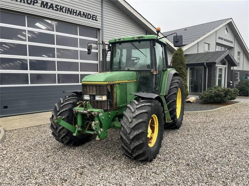 John Deere 6800 Med frontlift. - Traktor: slika 2 John Deere 6800 Med frontlift. - Traktor: slika 2