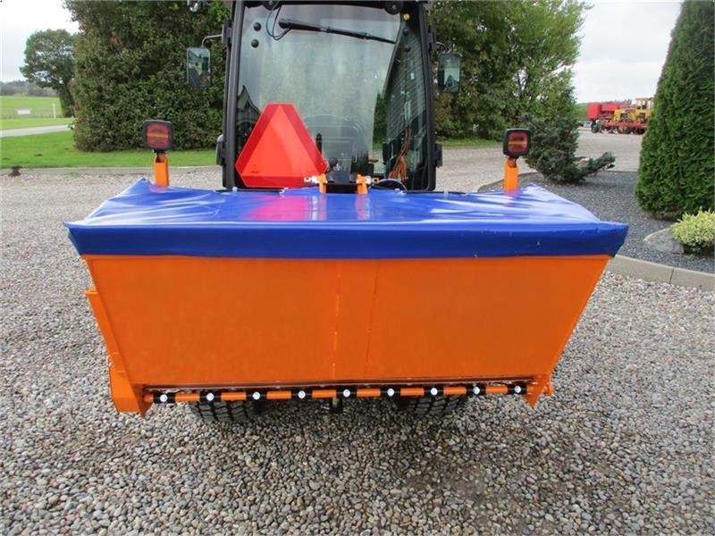 Limas SSP140 Selvlæssende og med lys - Rasipač peska/ Soli za Korisno/ Posebno vozilo: slika 5 Limas SSP140 Selvlæssende og med lys - Rasipač peska/ Soli za Korisno/ Posebno vozilo: slika 5