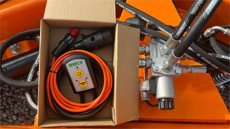 Limas Vario SHL 330 Med lys - Raonik za sneg za Poljoprivredna mašina: slika 2 Limas Vario SHL 330 Med lys - Raonik za sneg za Poljoprivredna mašina: slika 2