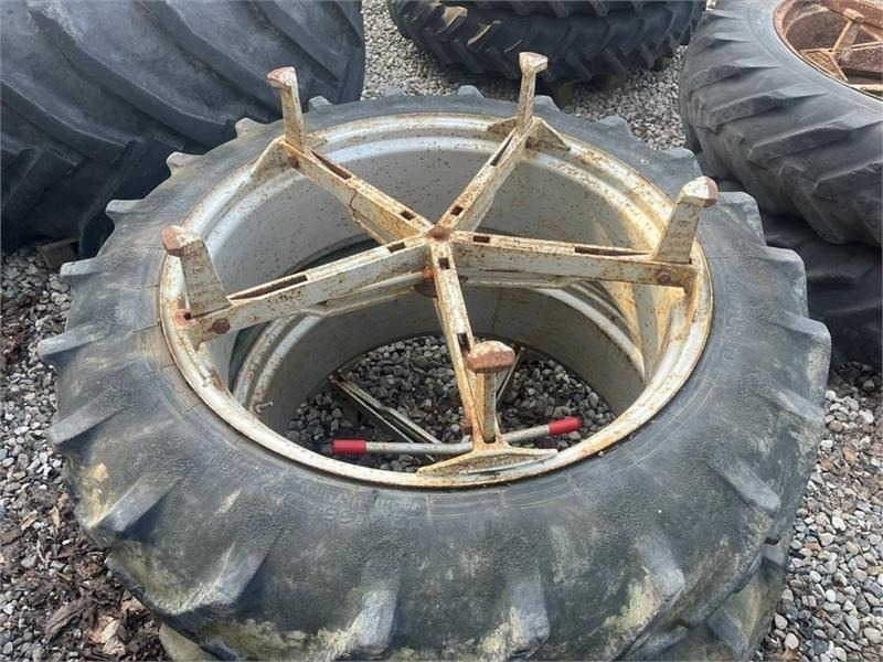 Pirelli 12,4R36 Molcon 5 arme bred - Guma za Poljoprivredna mašina: slika 2 Pirelli 12,4R36 Molcon 5 arme bred - Guma za Poljoprivredna mašina: slika 2