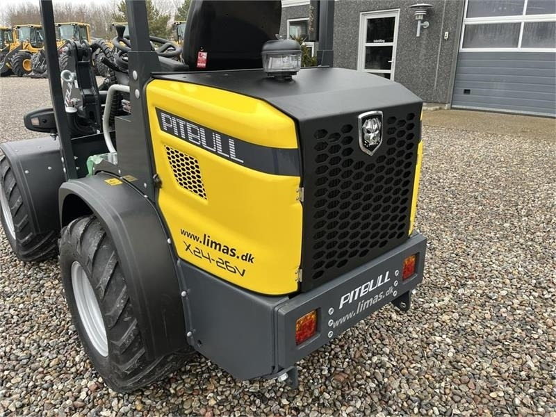 Pitbull X24-26V med lyspakke og 400mm hjulmontering. - Zglobni utovarivač: slika 5 Pitbull X24-26V med lyspakke og 400mm hjulmontering. - Zglobni utovarivač: slika 5